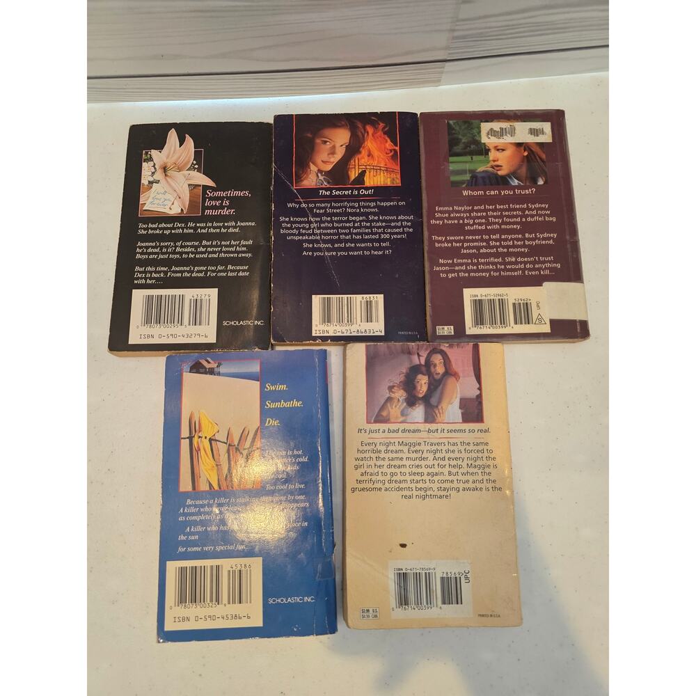 R.L. Stine Fear Street Lot of 5 Vintage YA Horror Books-The Boyfriend,Bad Dreams - Picture 2 of 8